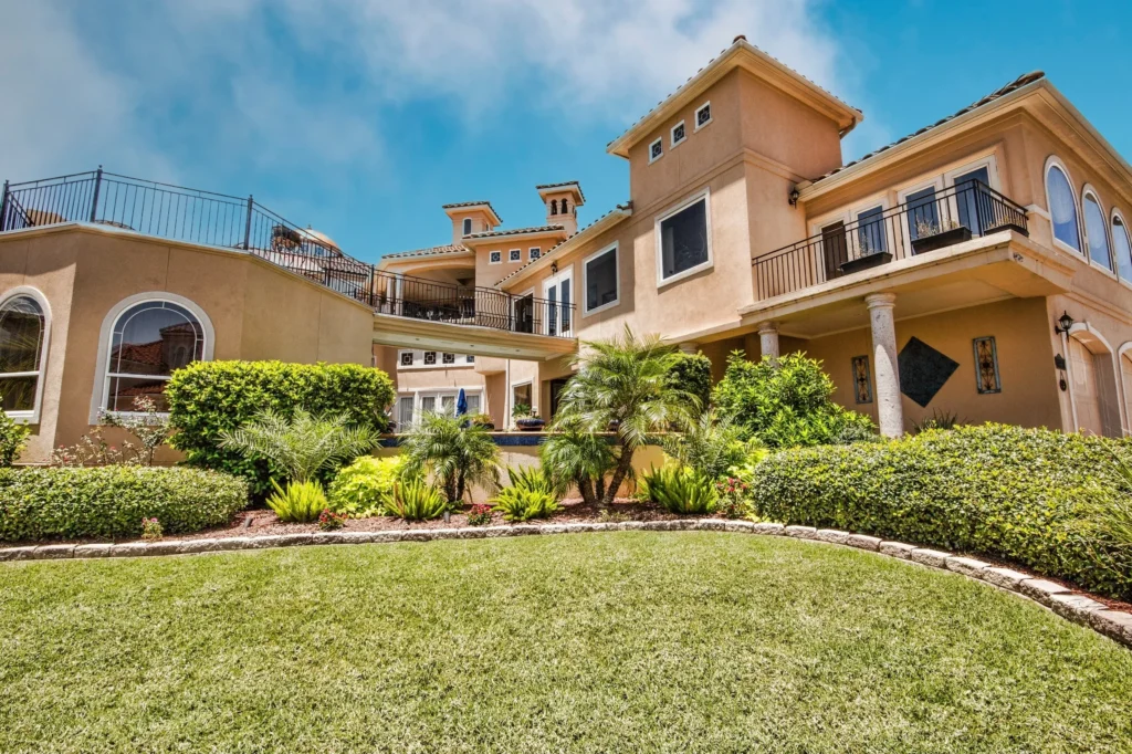 Real estate exterior photo